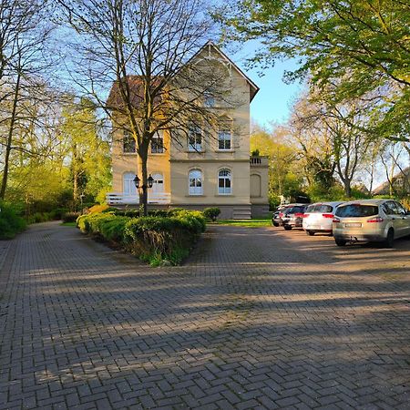 Emily'S Deichbude In Einer Historischen Villa In Dornumersiel Exterior photo